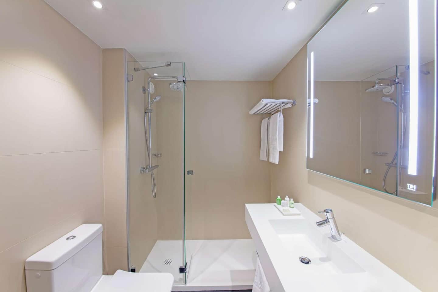 NH Geneva City