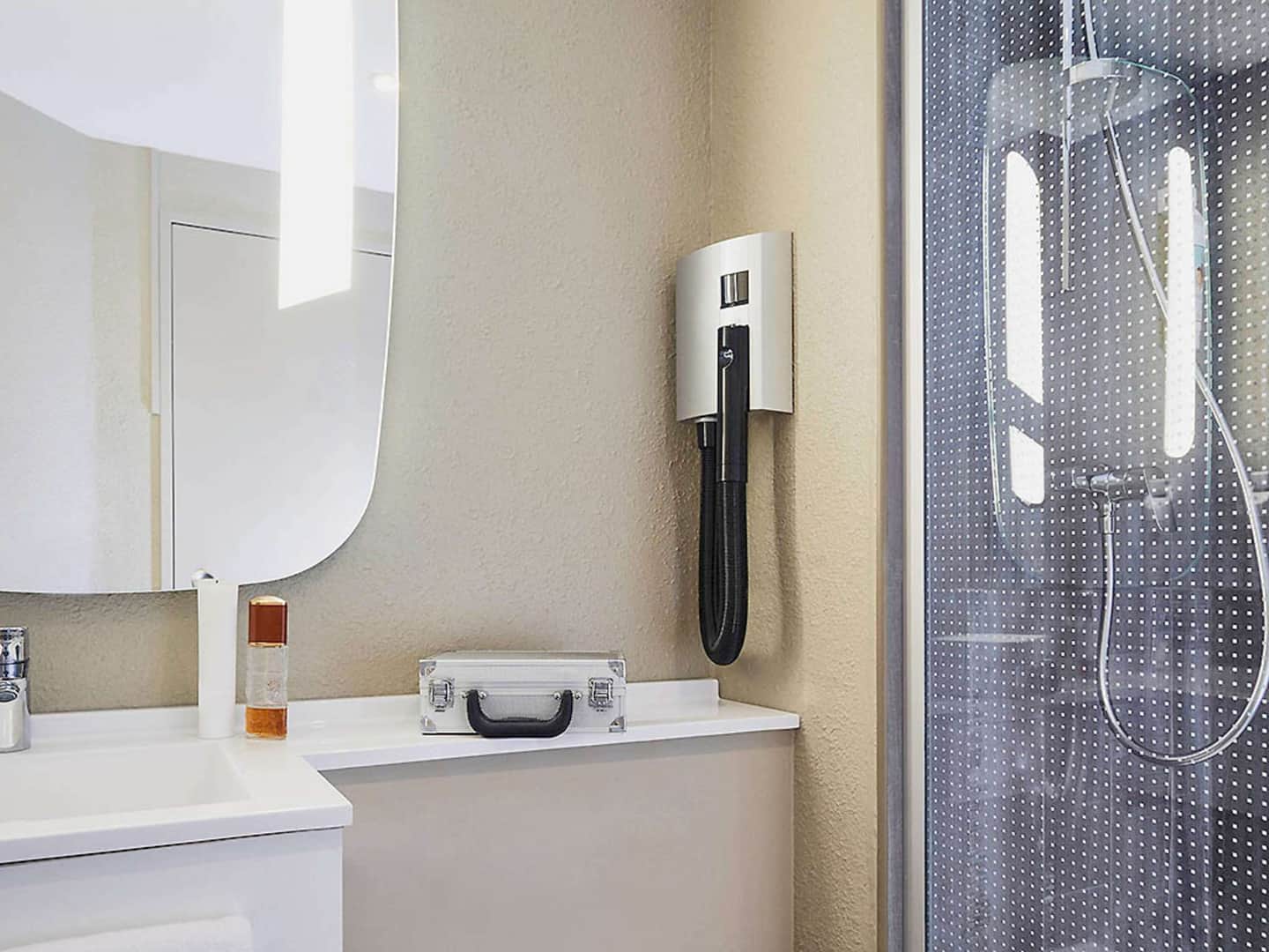 ibis Toulon La-Seyne