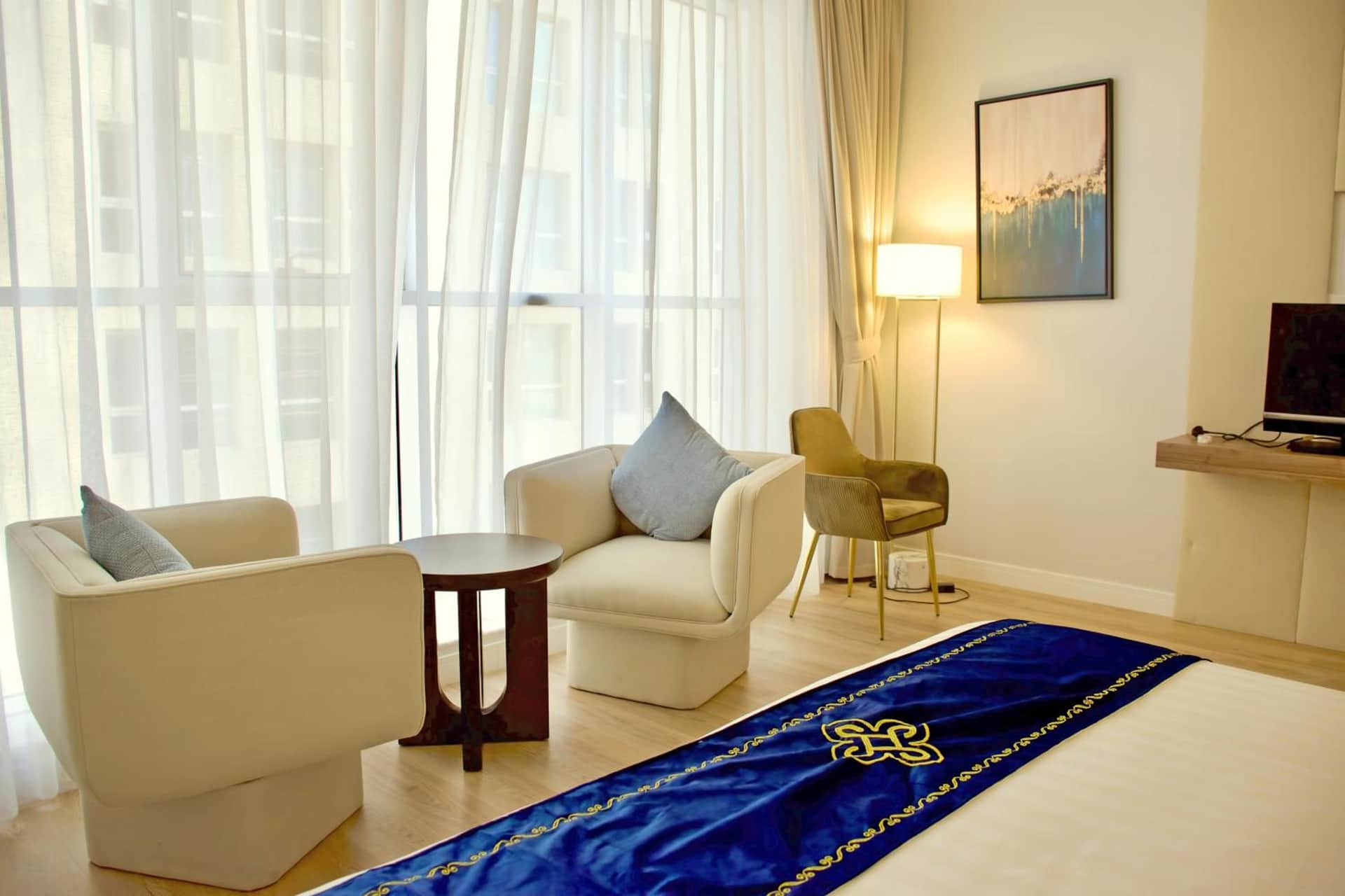 Seven Seas Hotel