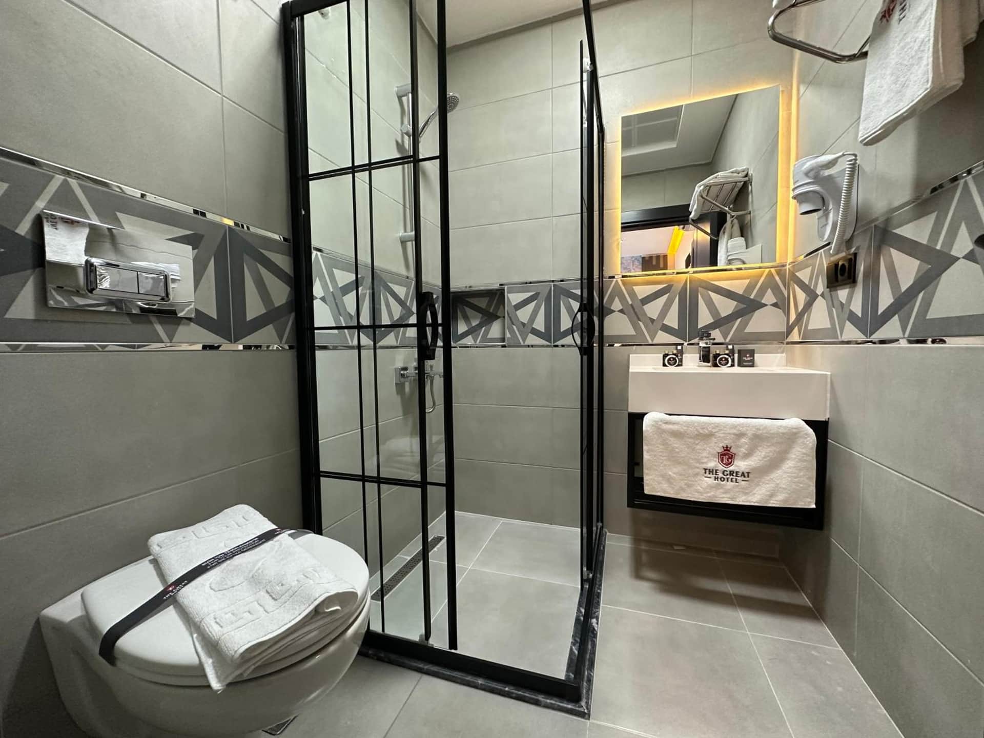 The Great Airport Hotel