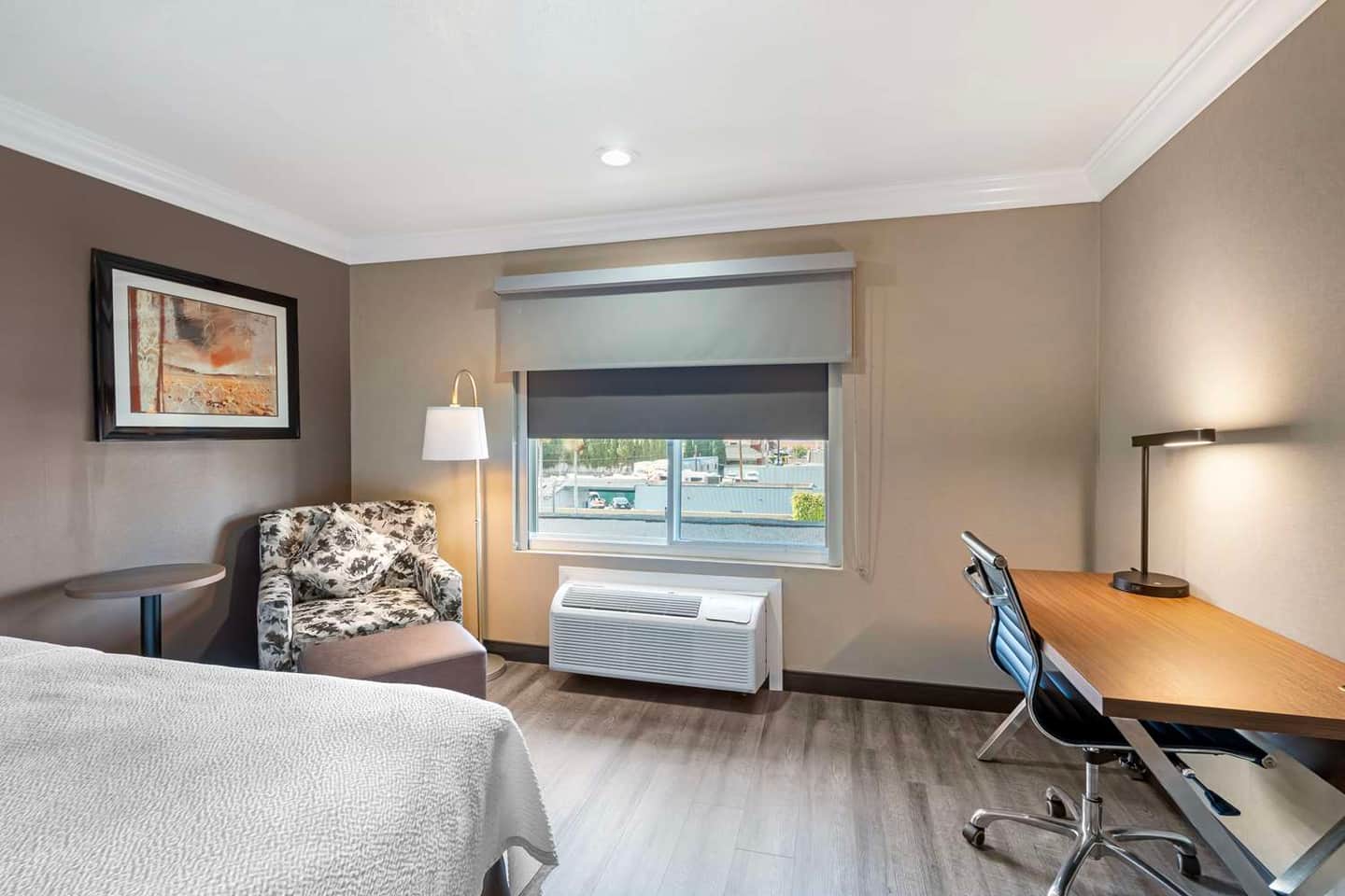 Best Western Plus Newport Mesa Inn
