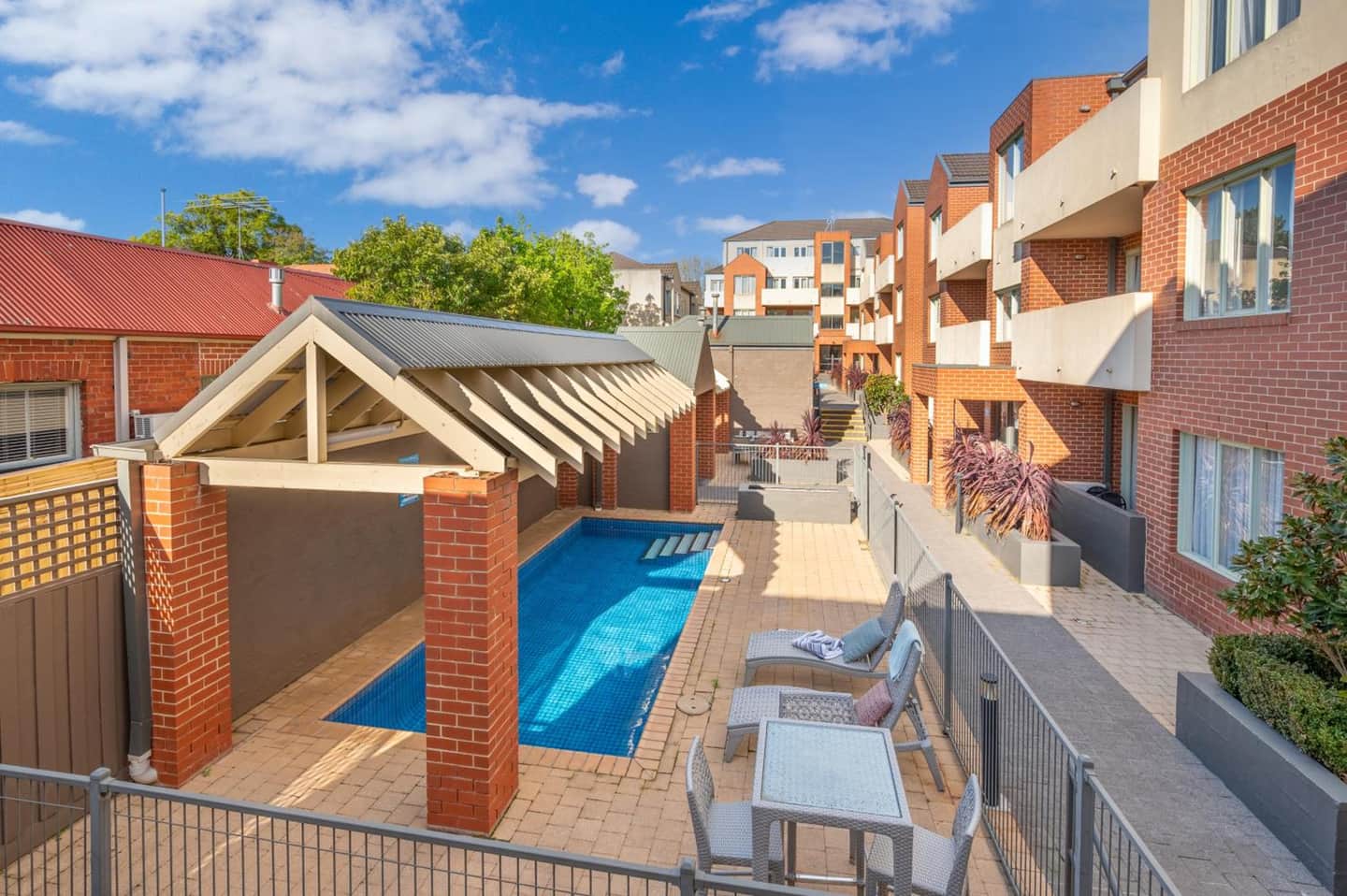 MainStay Suites Kew