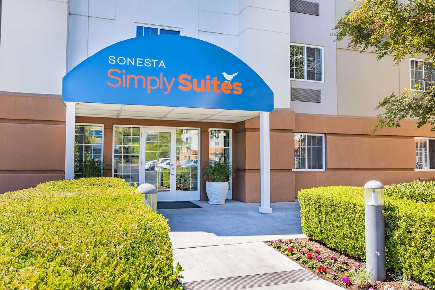 Sonesta Simply Suites Houston Brookhollow