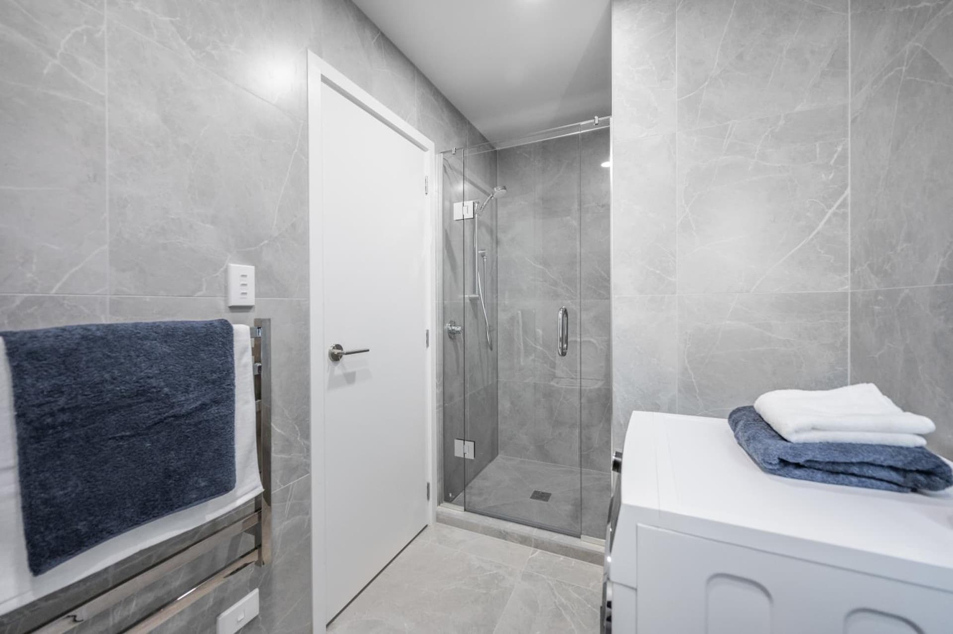 Sunrise Garden Suites