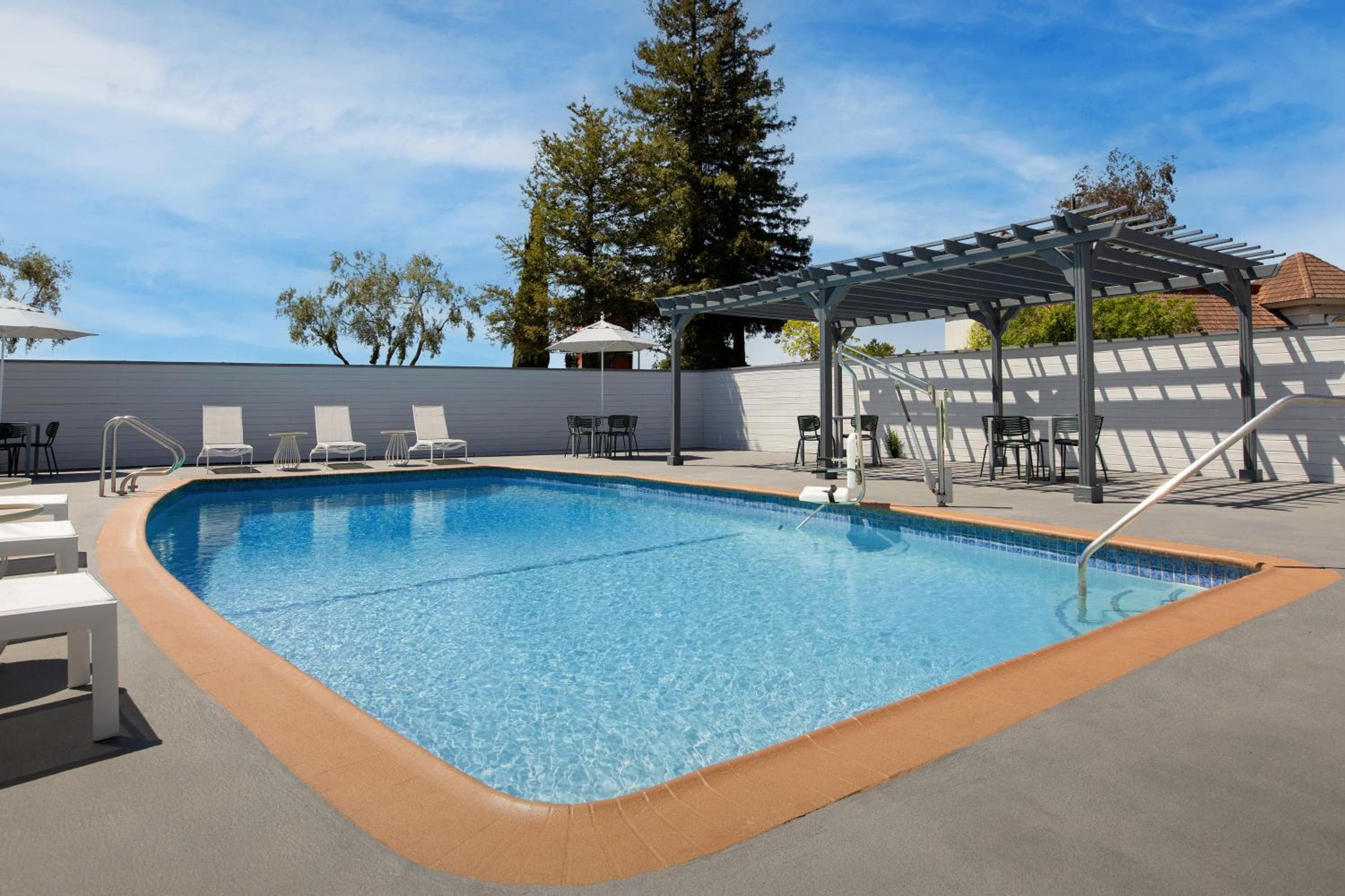 Spark by Hilton San Jose Airport