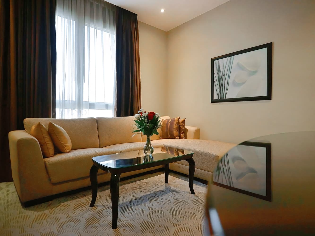 Strato Hotel By Warwick