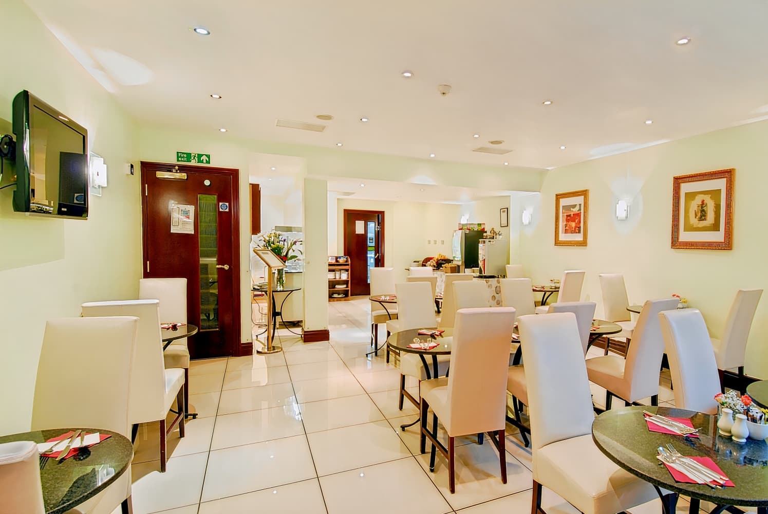 Shaftesbury Hyde Park International