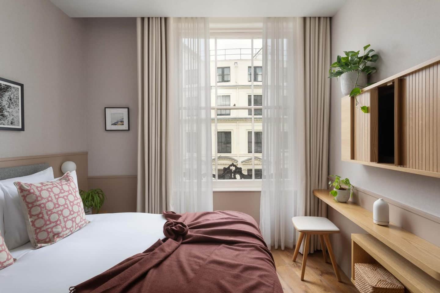 Inhabit Hotel Queens Gardens Ltd