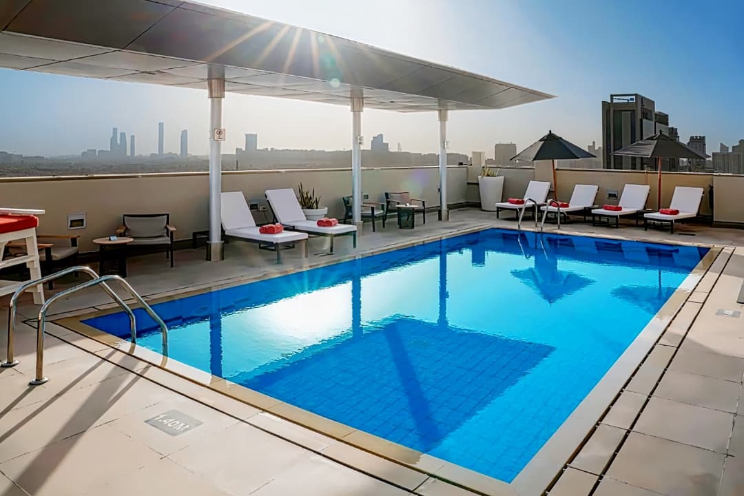 Centro Al Manhal by Rotana