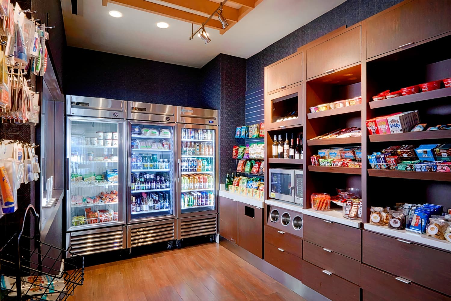 Courtyard by Marriott Los Angeles LAX/Century Boulevard