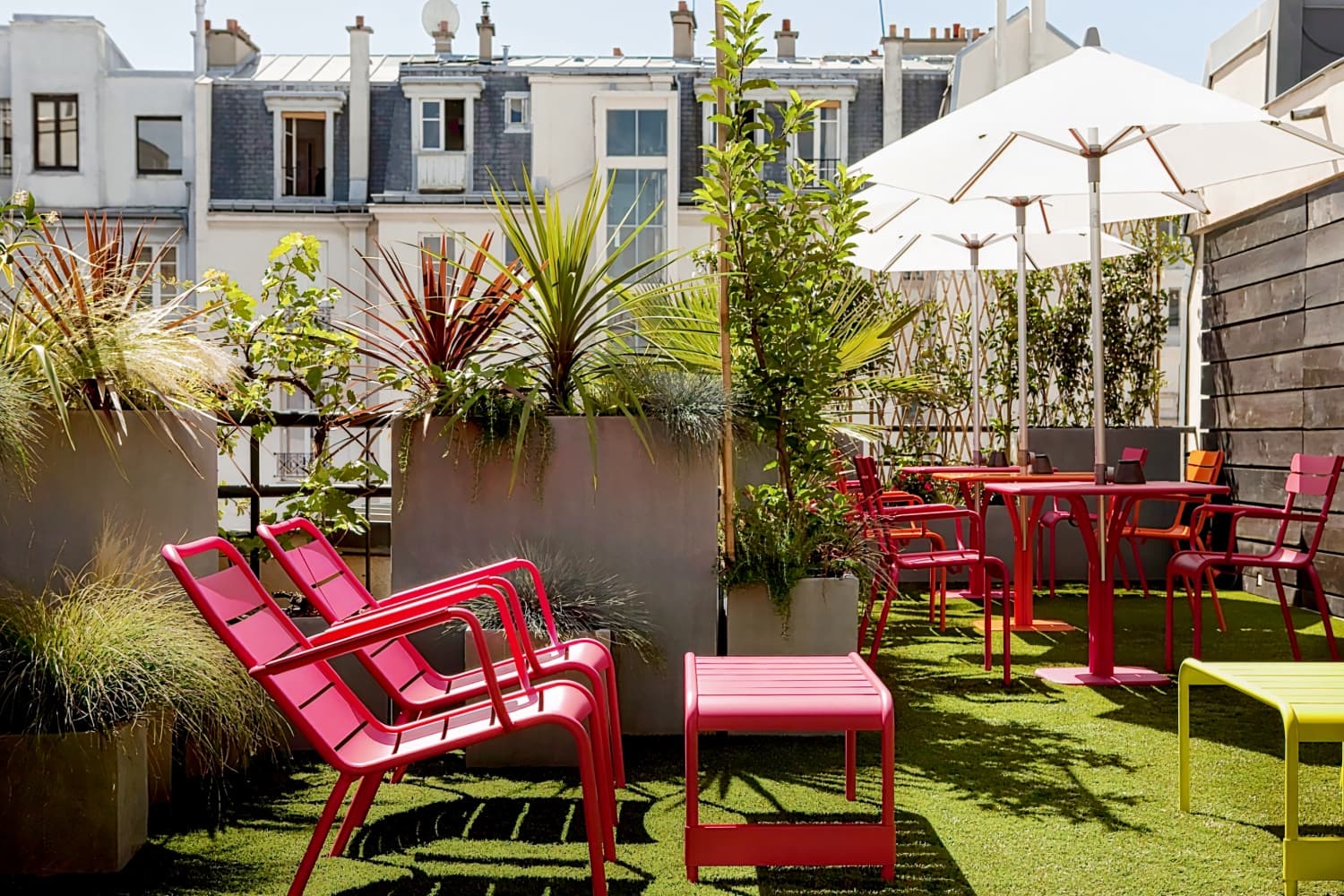 7 Eiffel Hotel by Malone