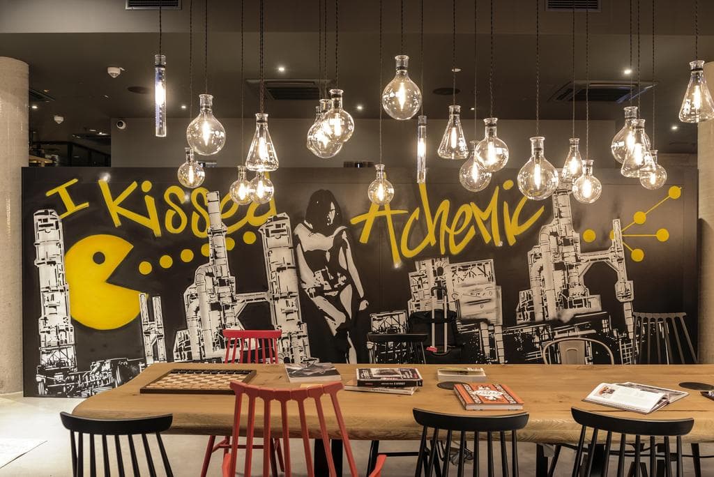 Moxy Edinburgh Airport (old)