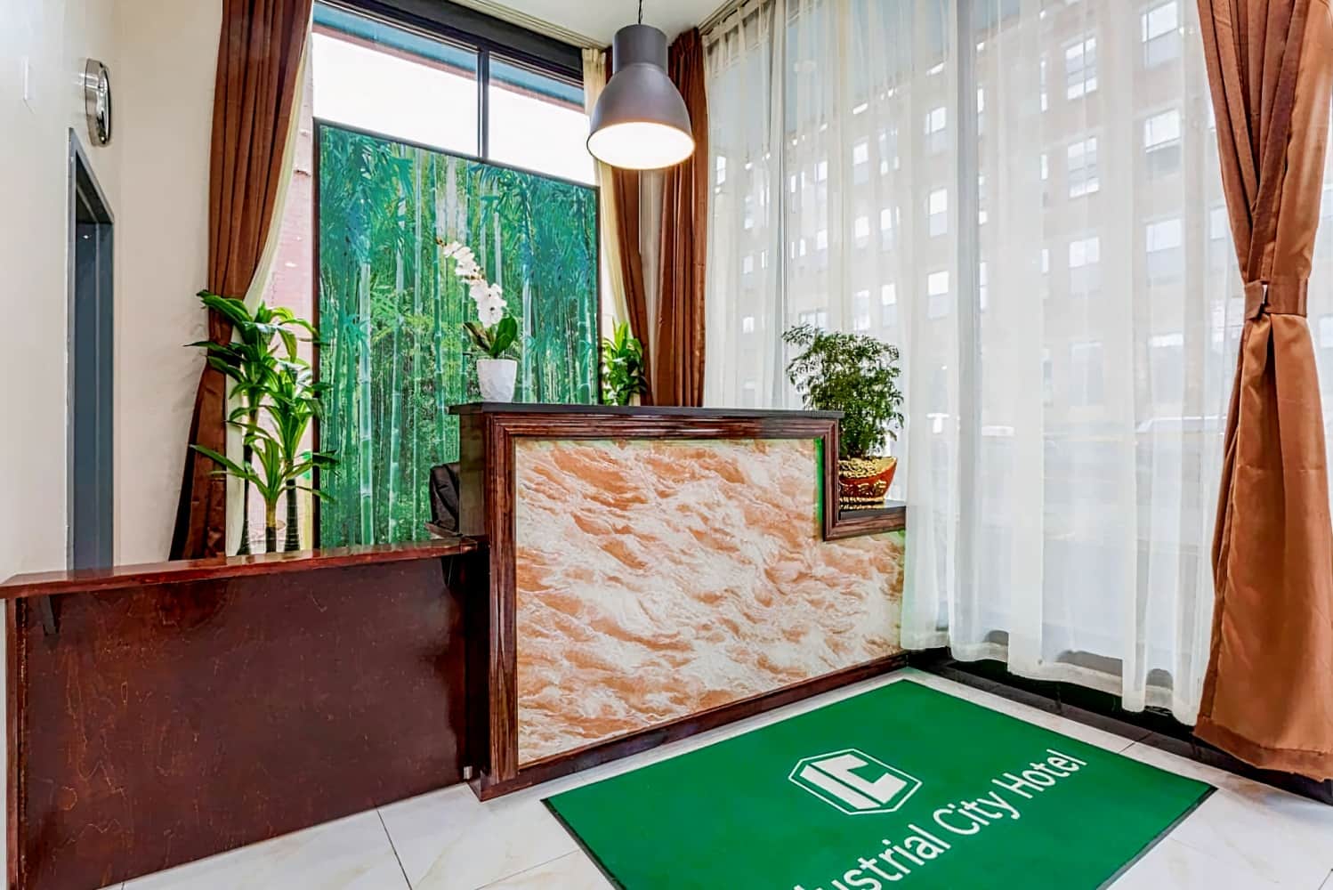 The L Hotel, an Ascend Hotel Collection Member