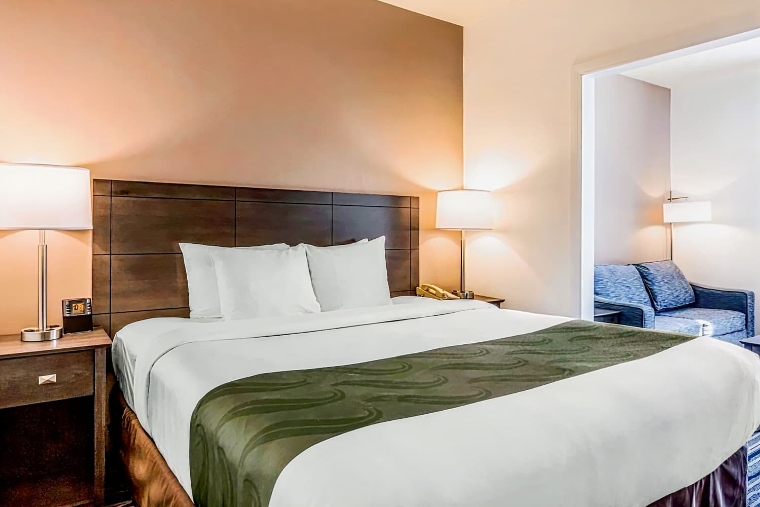 Quality Suites San Diego SeaWorld Area