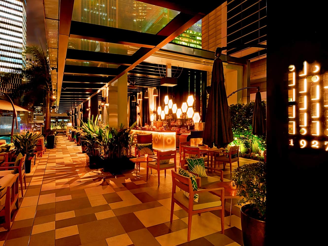 SO/ Singapore