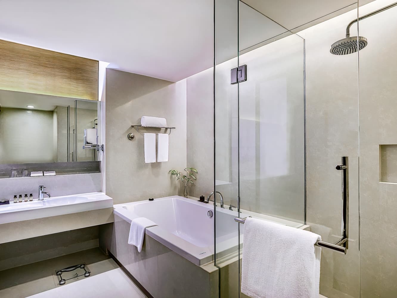 Pullman Bangkok King Power