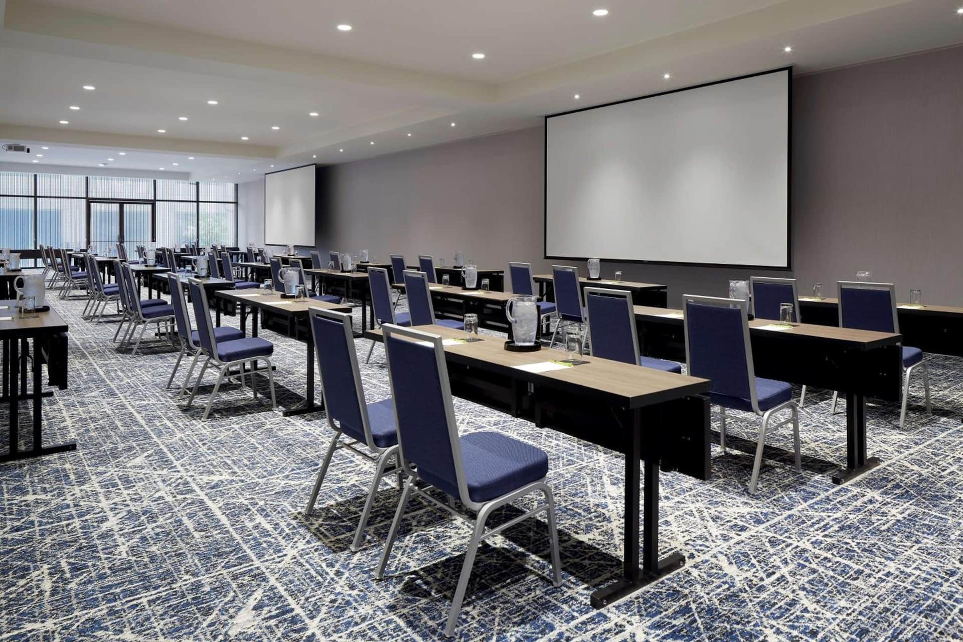 DoubleTree by Hilton Montreal