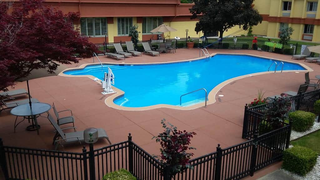 Clarion Hotel Detroit Metro Airport