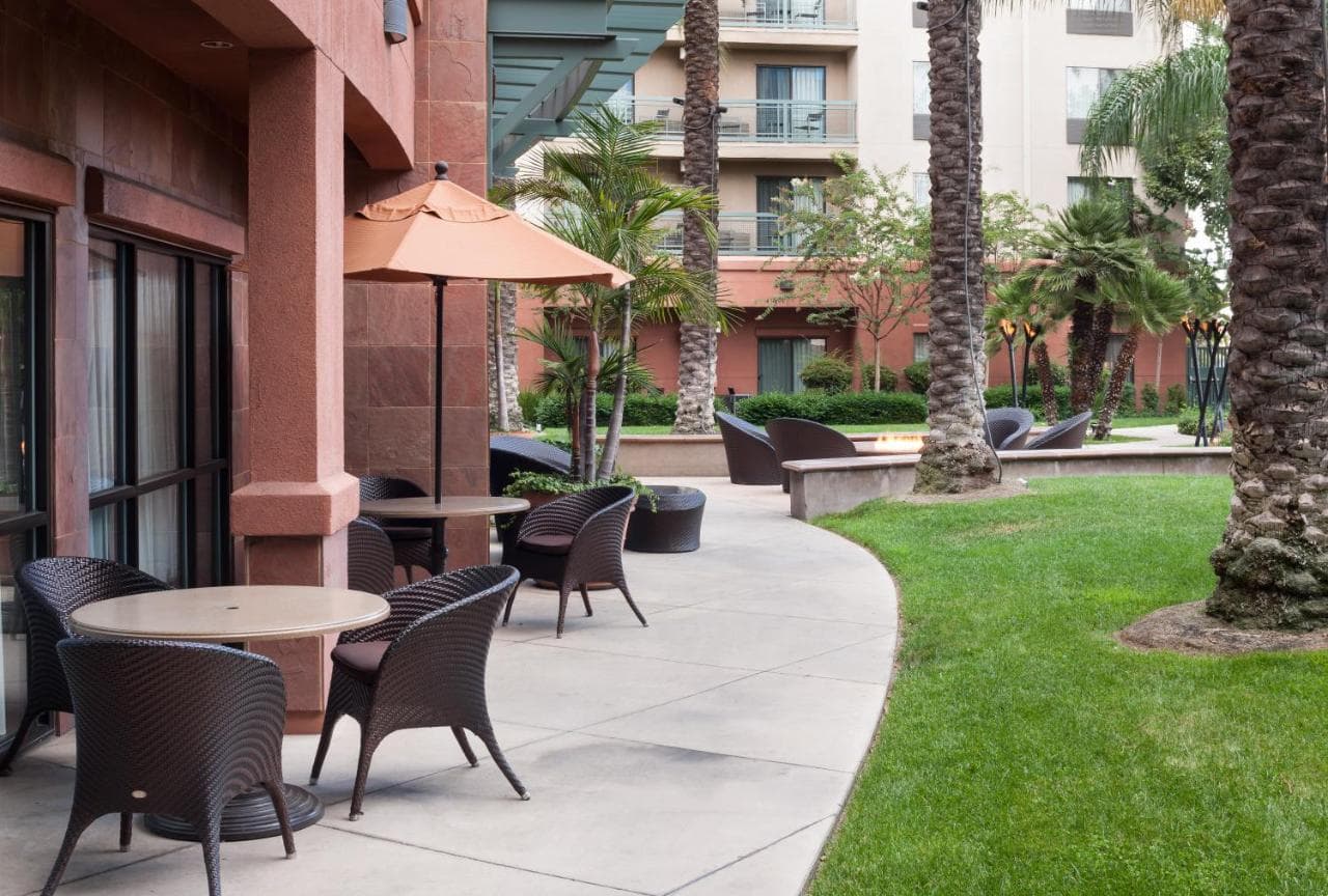 Courtyard by Marriott Los Angeles Burbank Airport