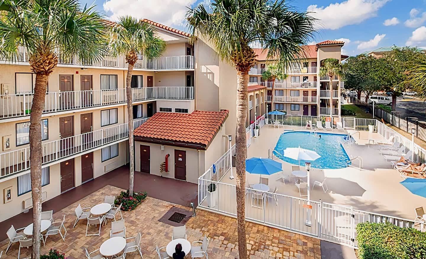 Mai Hana Hotel