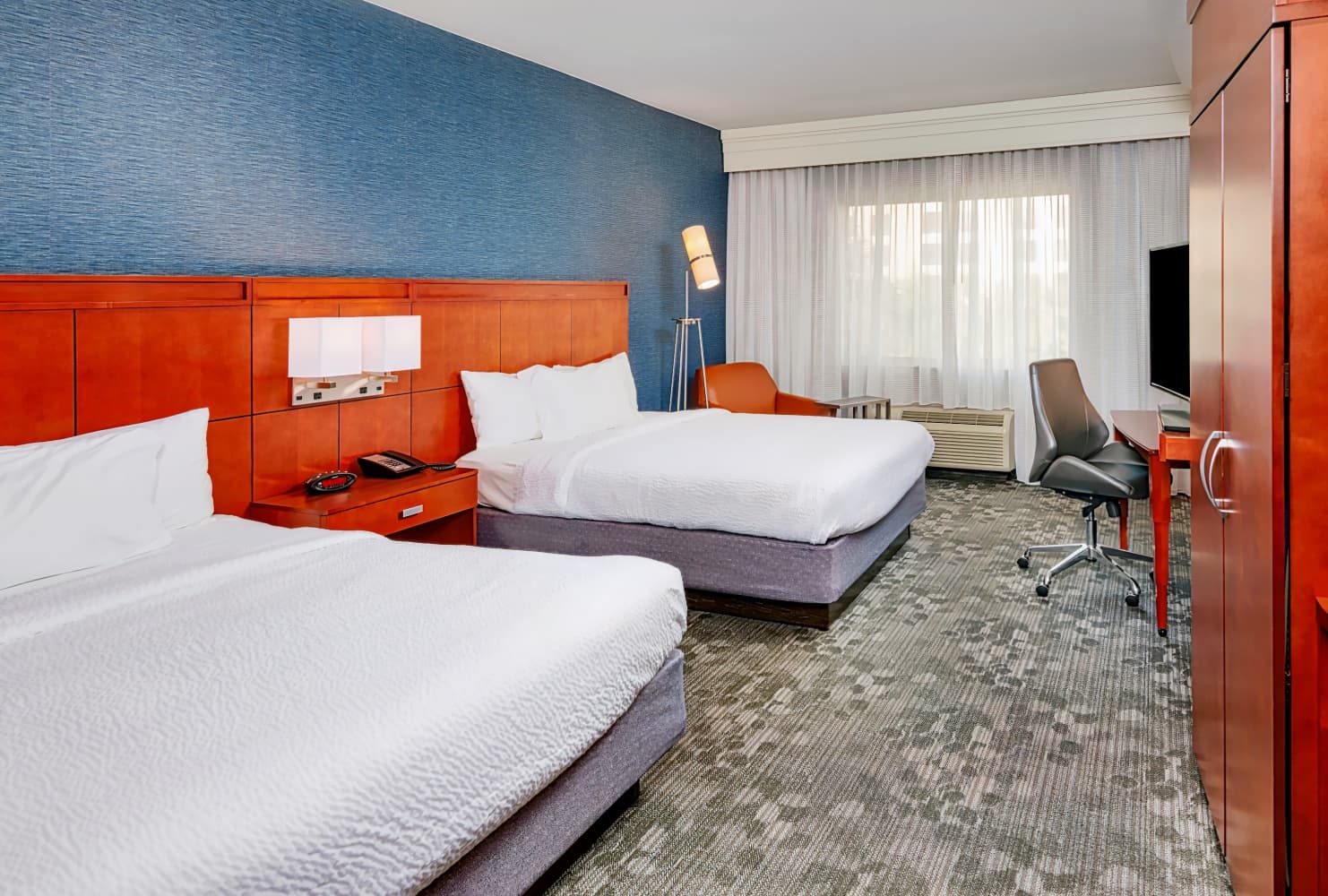 Courtyard Santa Ana Orange County