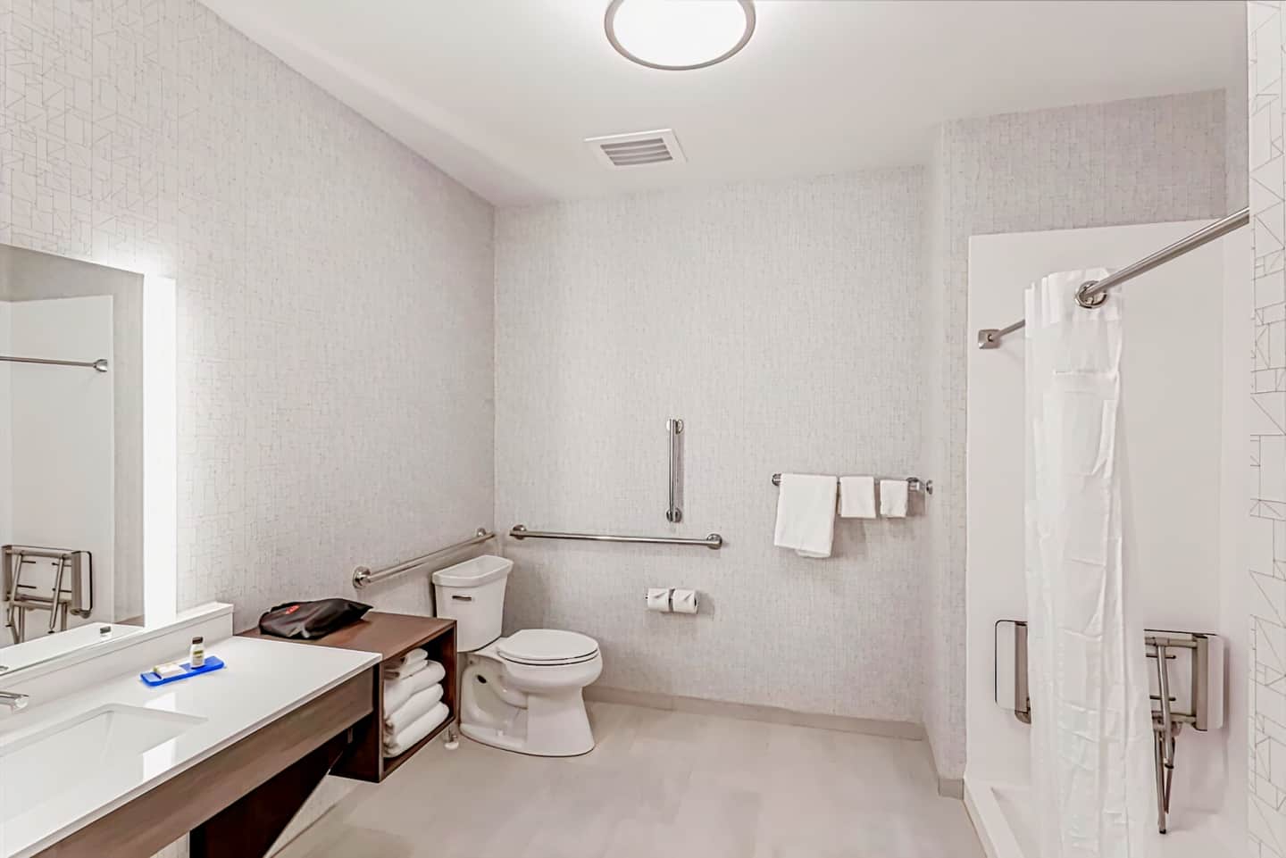 Holiday Inn Express & Suites - Columbus - Worthington