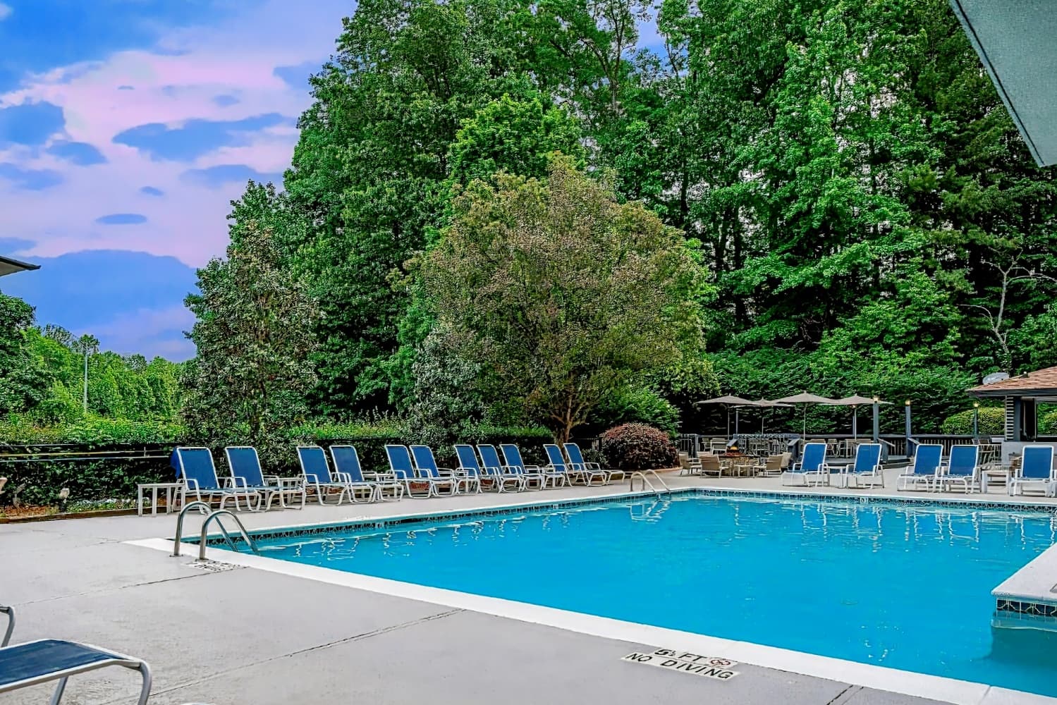 Sonesta Charlotte Lower South End