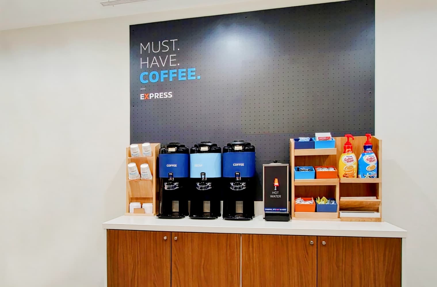 Holiday Inn Express Le Roy - Bloomington Area