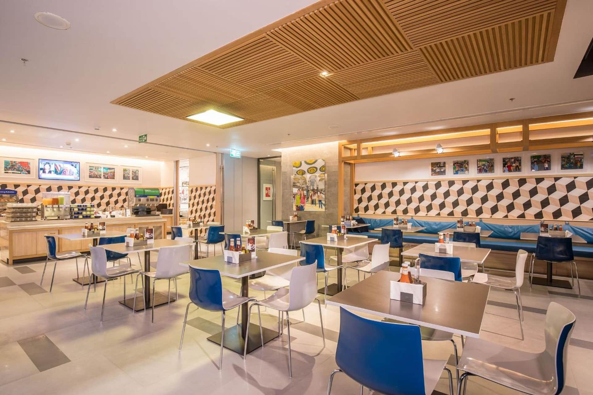Holiday Inn Express Bangkok Sathorn