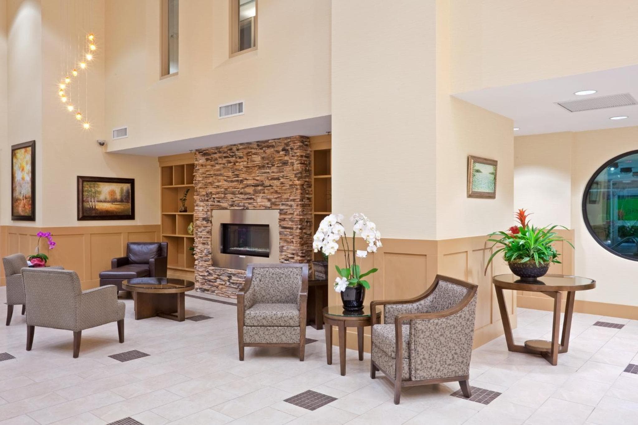 Holiday Inn Hotel & Suites Surrey East - Cloverdale, an IHG Hotel