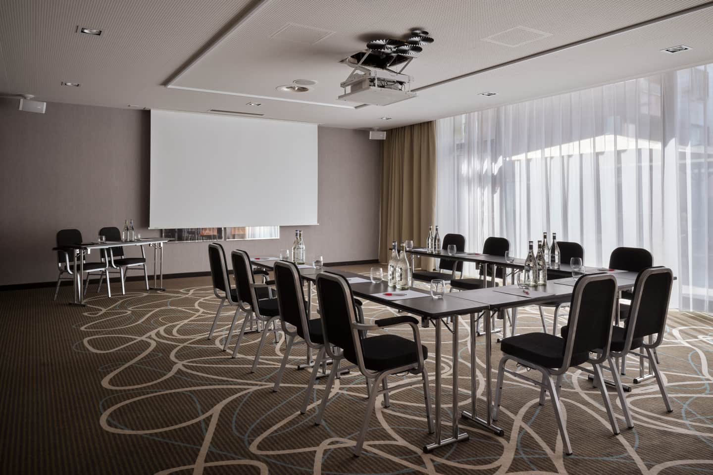 Leonardo Hotel Zurich Airport
