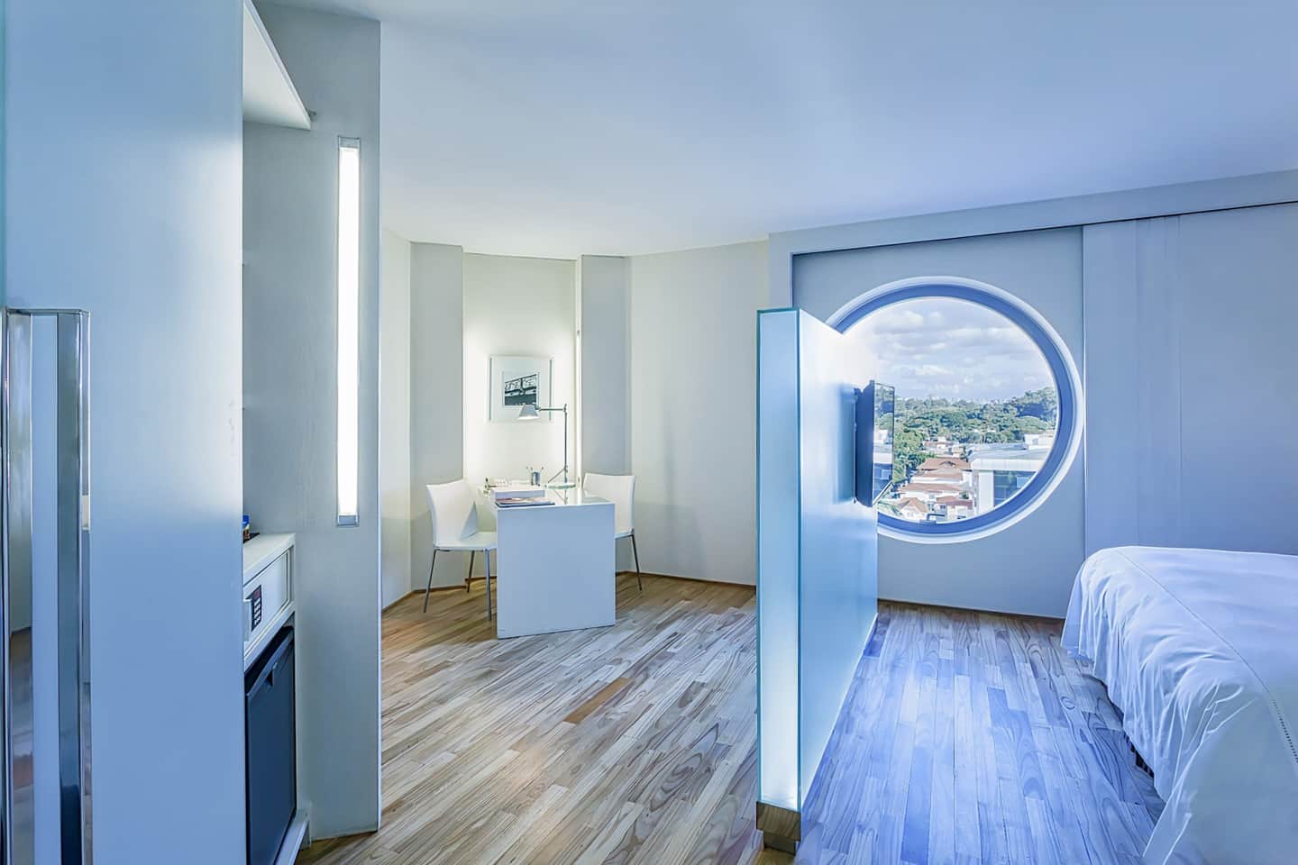 Hotel Unique