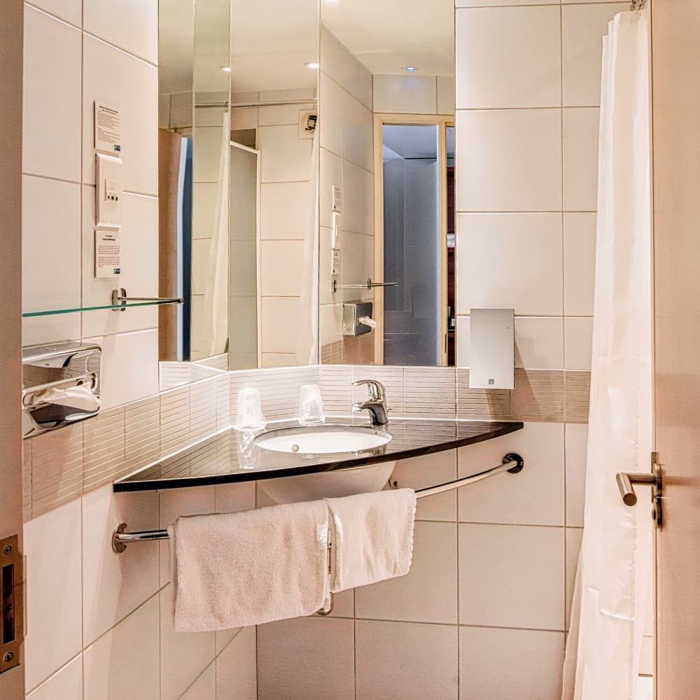 Hôtel Marseille Centre Gare Saint-Charles (old)