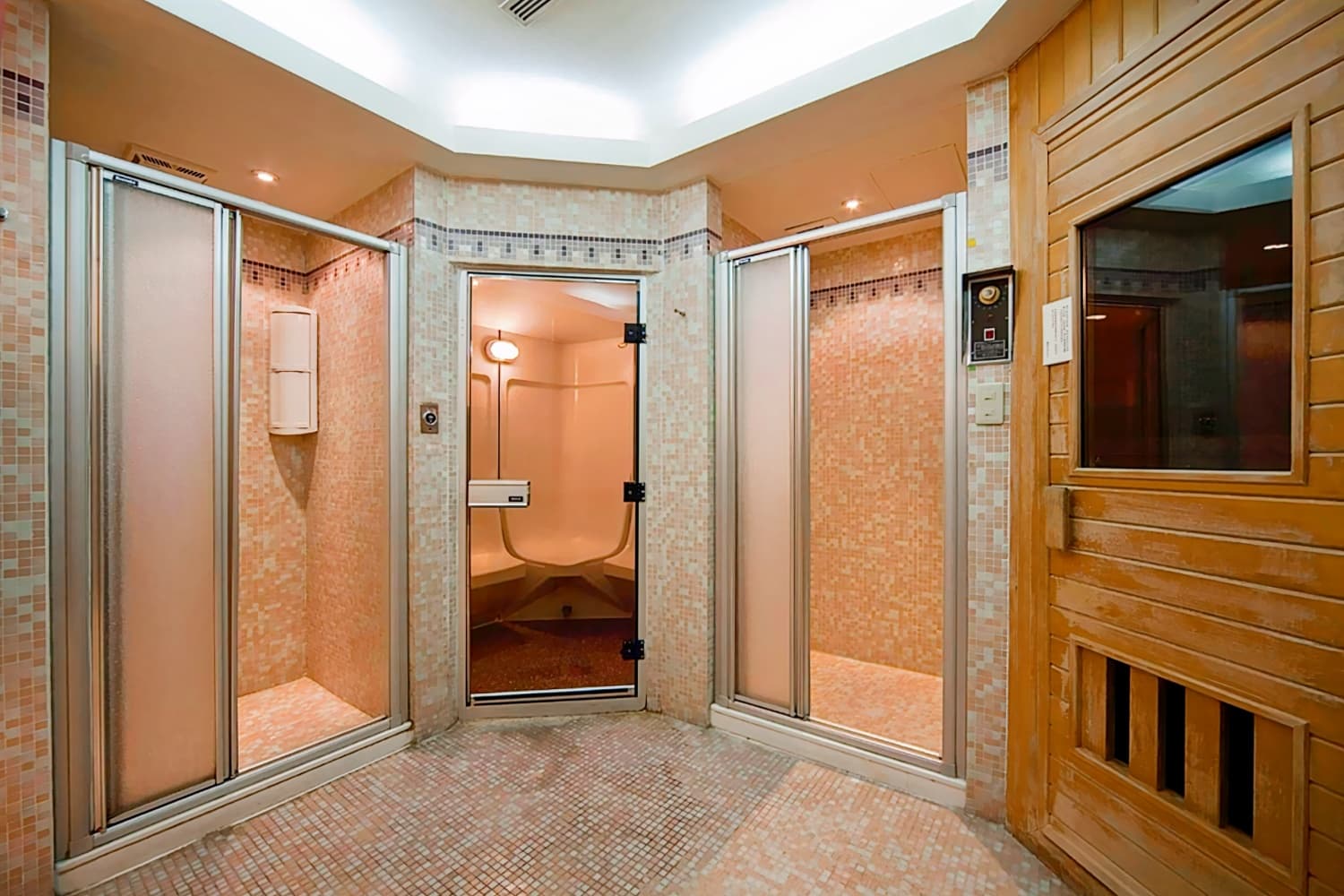 華泰王子大飯店 GLORIA PRINCE HOTEL