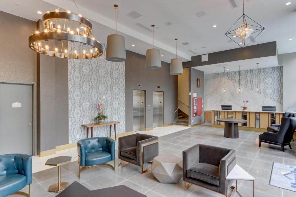Microtel by Wyndham Long Island City