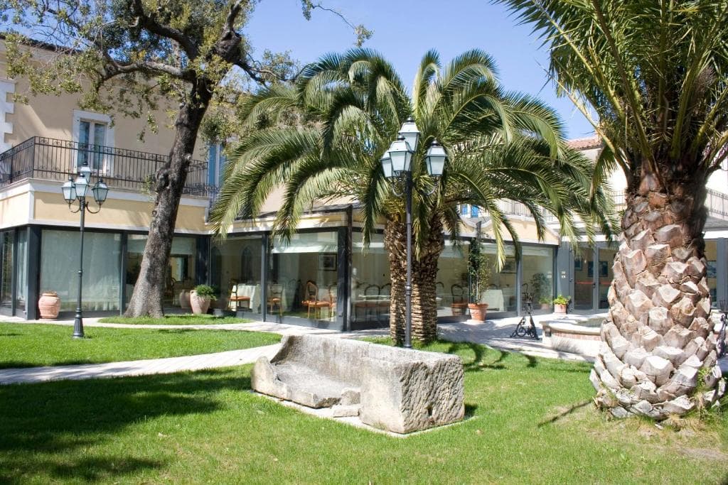 Regis Resort & Wellness