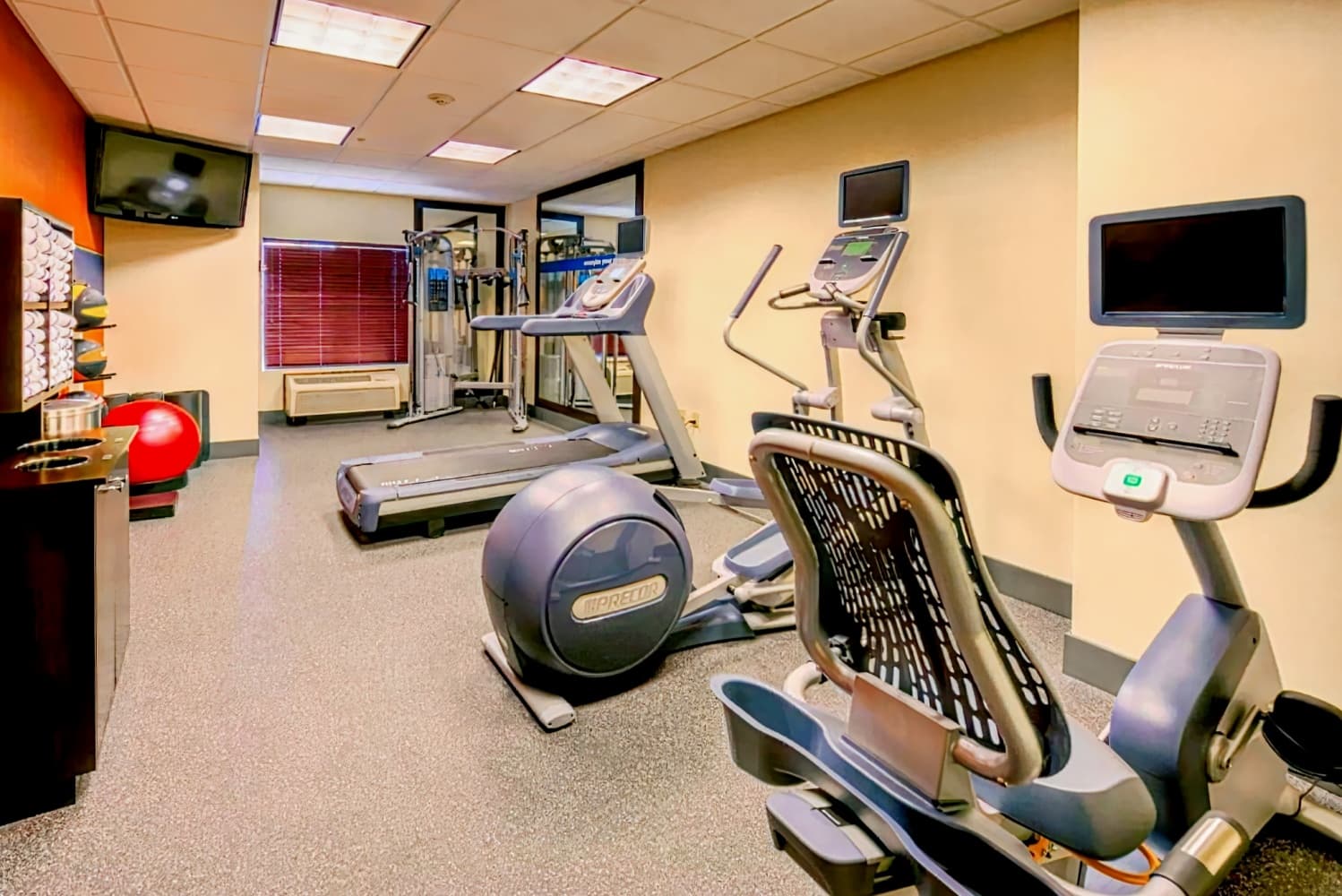 Hampton Inn & Suites Palmdale