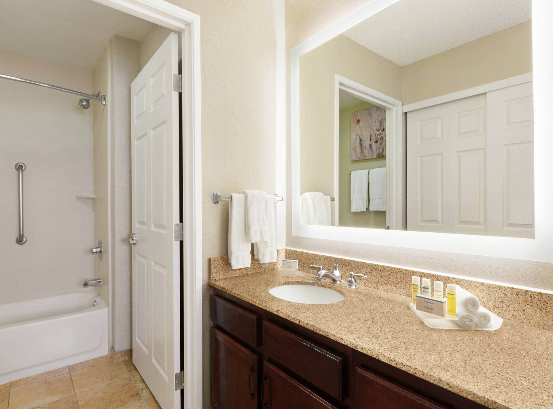 Homewood Suites by Hilton Dallas-DFW Airport N-Grapevine