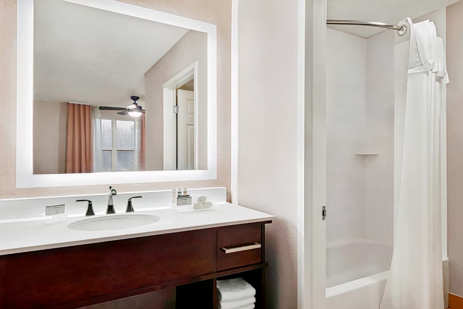 Homewood Suites by Hilton Rochester/Henrietta