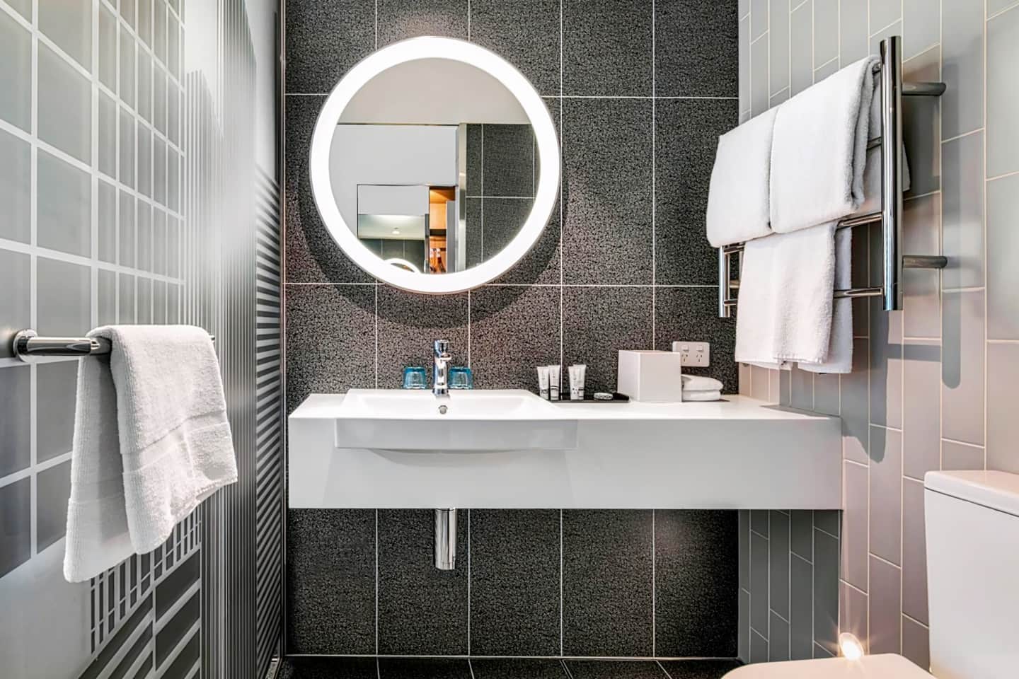 Holiday Inn Express Melbourne Little Collins