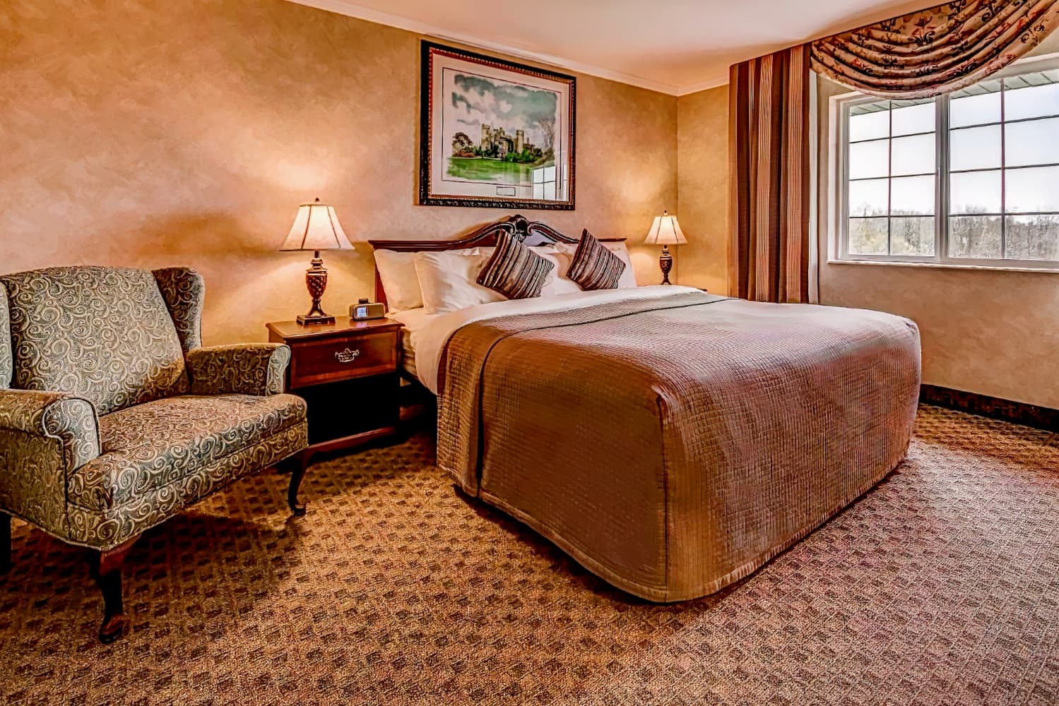 Irish Cottage Inn & Suites