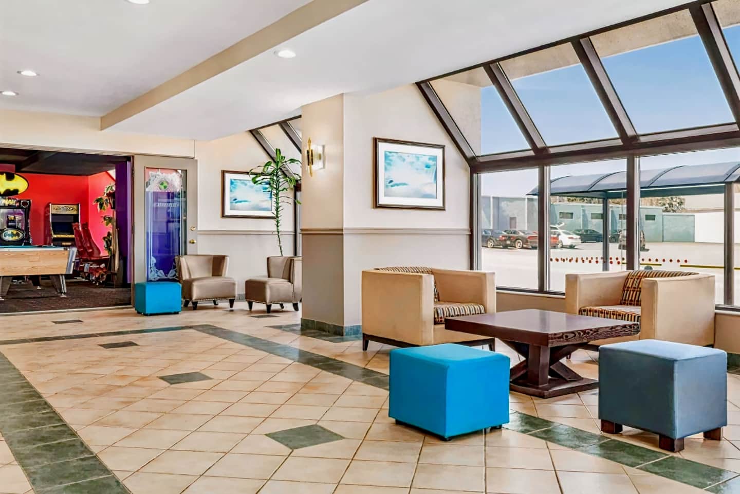 Ramada By Wyndham Niagara Falls near the Falls