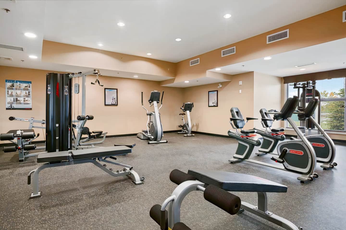 Microtel Inn & Suites by Wyndham Blackfalds Red Deer North