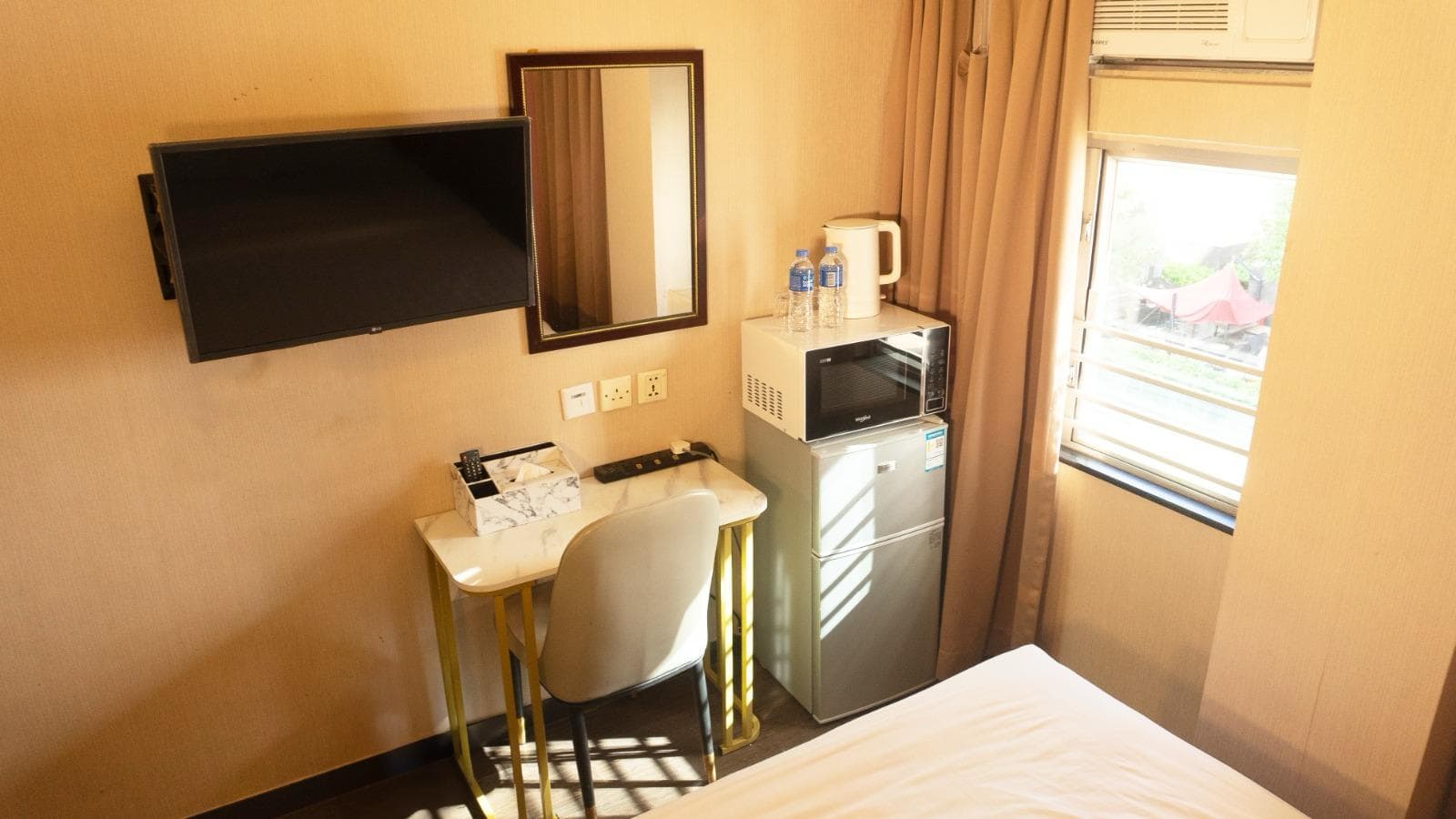 Sunny Day Hotel, Mong Kok