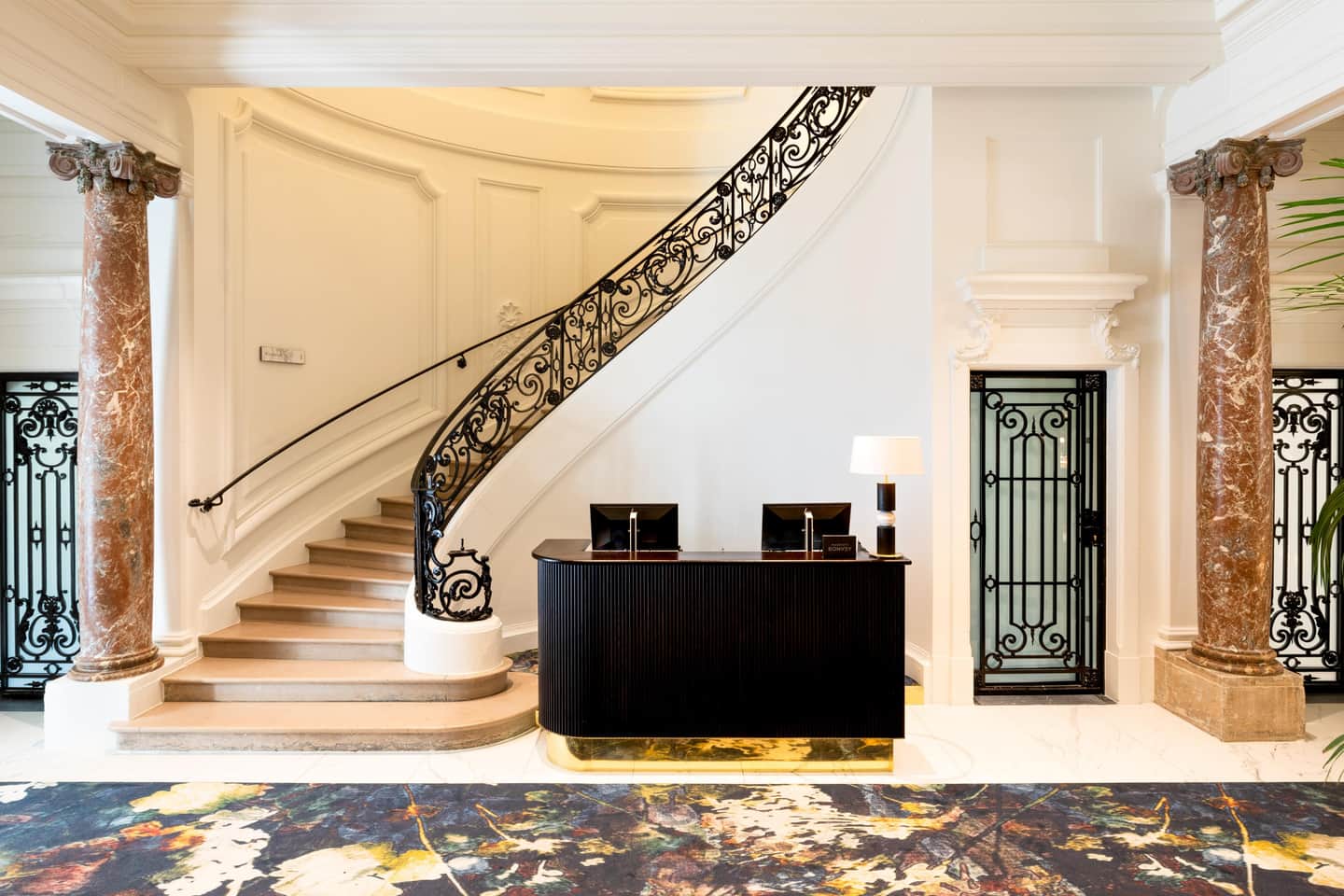 Sapphire House Antwerp, Autograph Collection