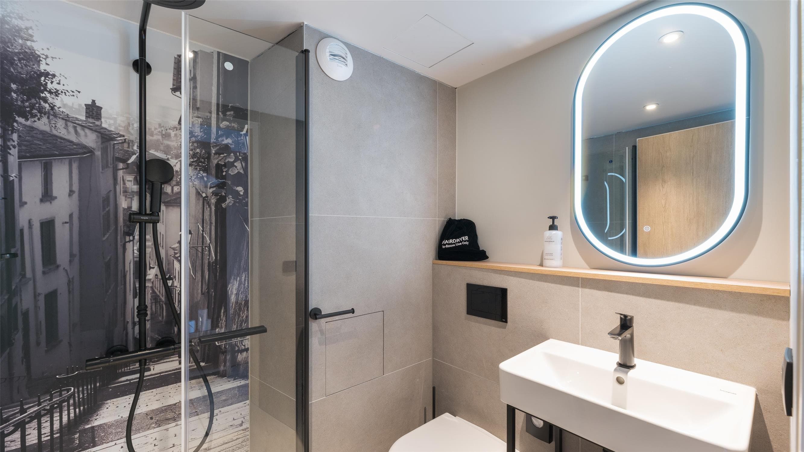 Campanile NATURE - Lyon Est Bron Eurexpo