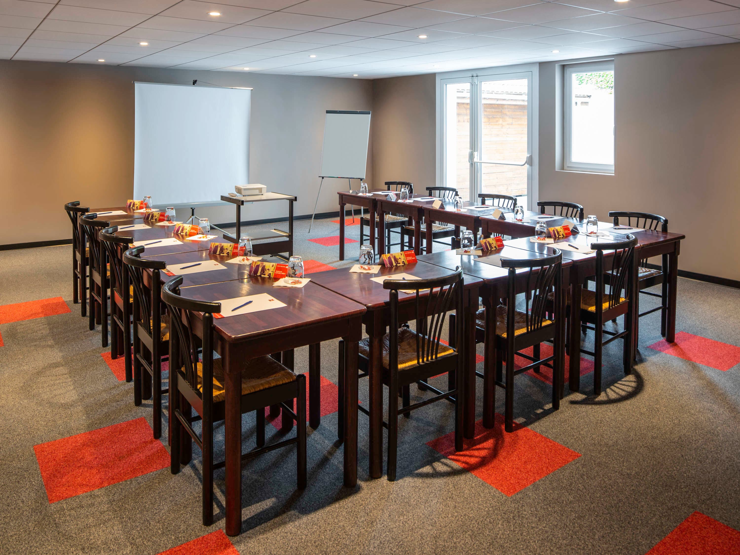 ibis Nuits Saint Georges