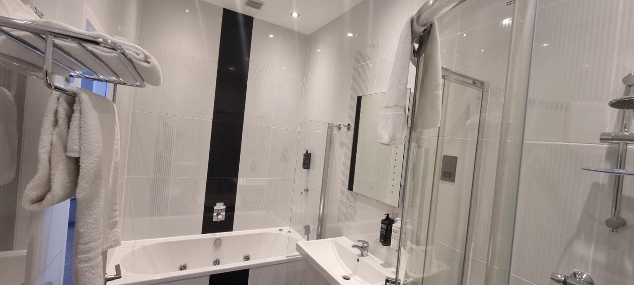 Heeton Concept Hotel Kensington