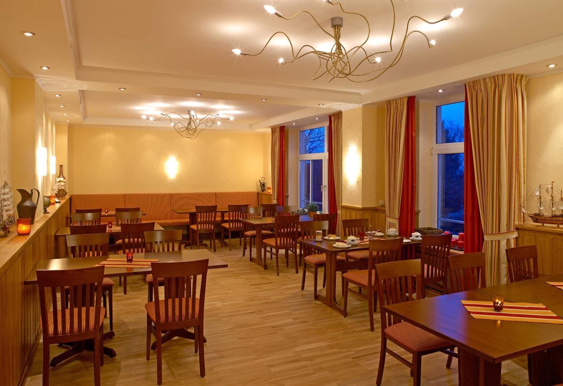 B&K Hotels