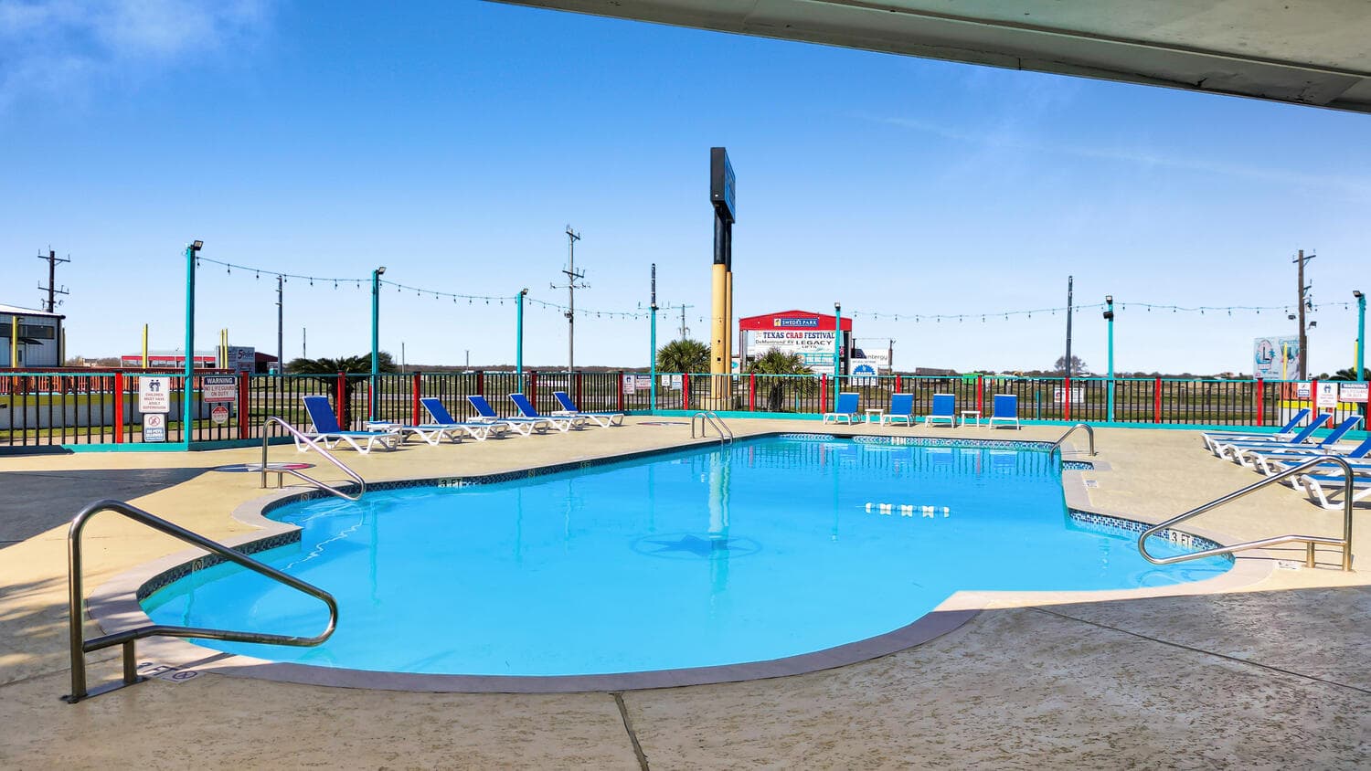 Crystal Palace Resort